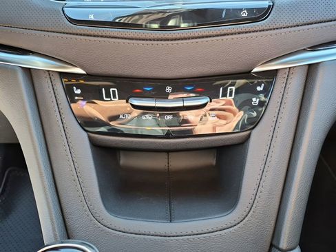 New 2026 Cadillac XT5 Premium Luxury w/ Driver Assist Package AWD/4WD image 43