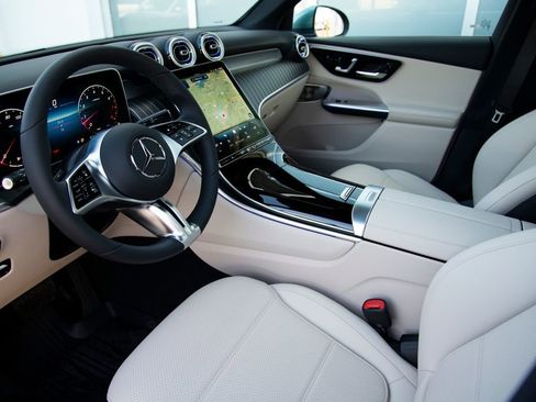 New 2026 Mercedes-Benz GLC 300 4MATIC image 10
