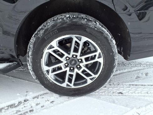 Used 2025 Ford Expedition Active image 39