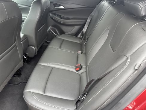 Used 2024 Buick Encore GX Sport Touring image 6