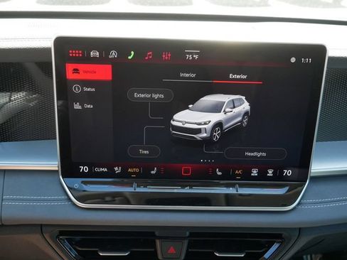 New 2026 Volkswagen Tiguan SE AWD/4WD image 12