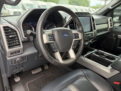 Used 2022 Ford F250 Platinum w/ Tremor Off-Road Package AWD/4WD image 11