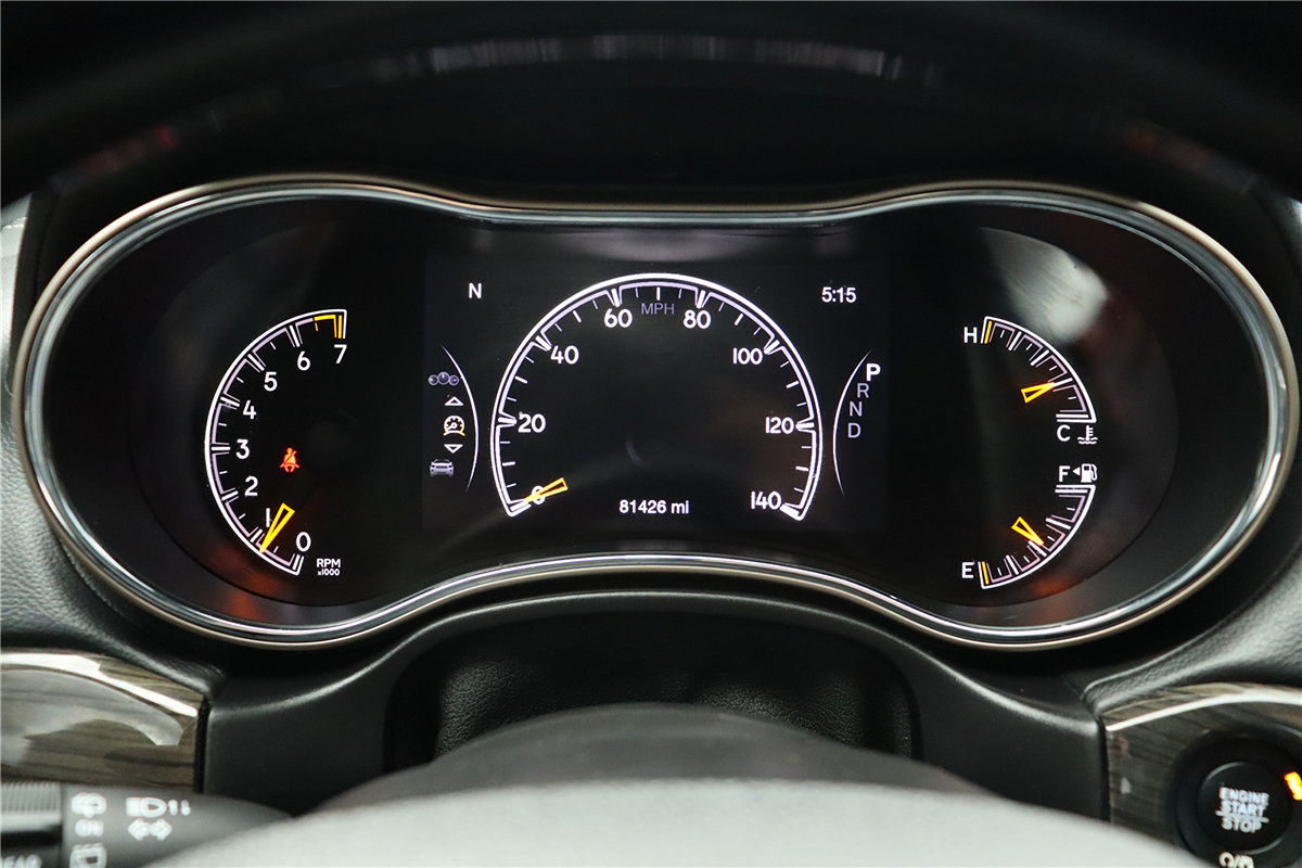 Used 2017 Jeep Grand Cherokee Overland RWD image 29