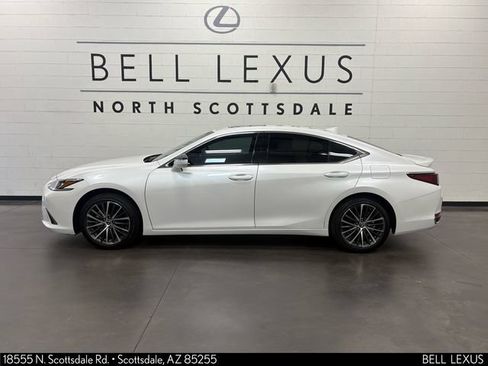 Used 2025 Lexus ES 300h w/ Premium Package FWD image 6