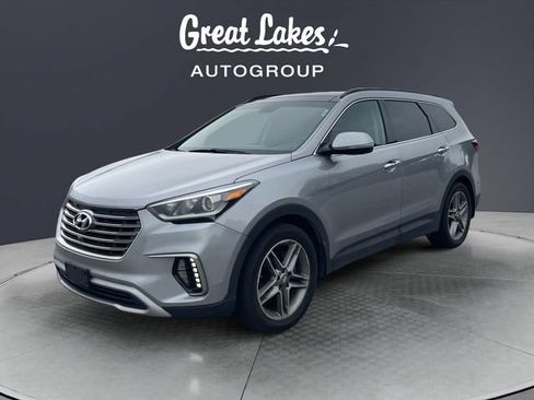 Used 2017 Hyundai Santa Fe AWD image 1