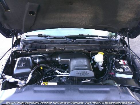 Used 2017 RAM 1500 Express image 50