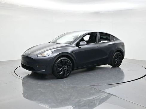 Used 2025 Tesla Model Y Long Range AWD/4WD image 5
