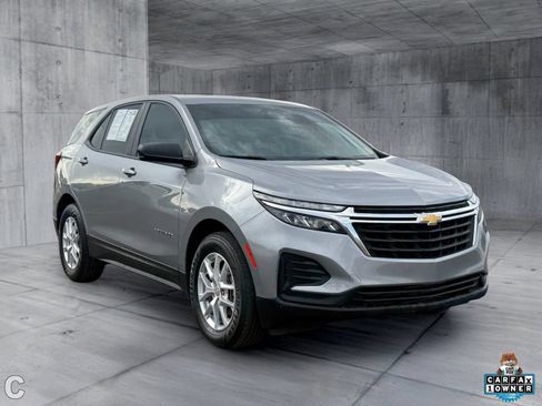 Certified 2024 Chevrolet Equinox LS w/ LS Convenience Package FWD image 8