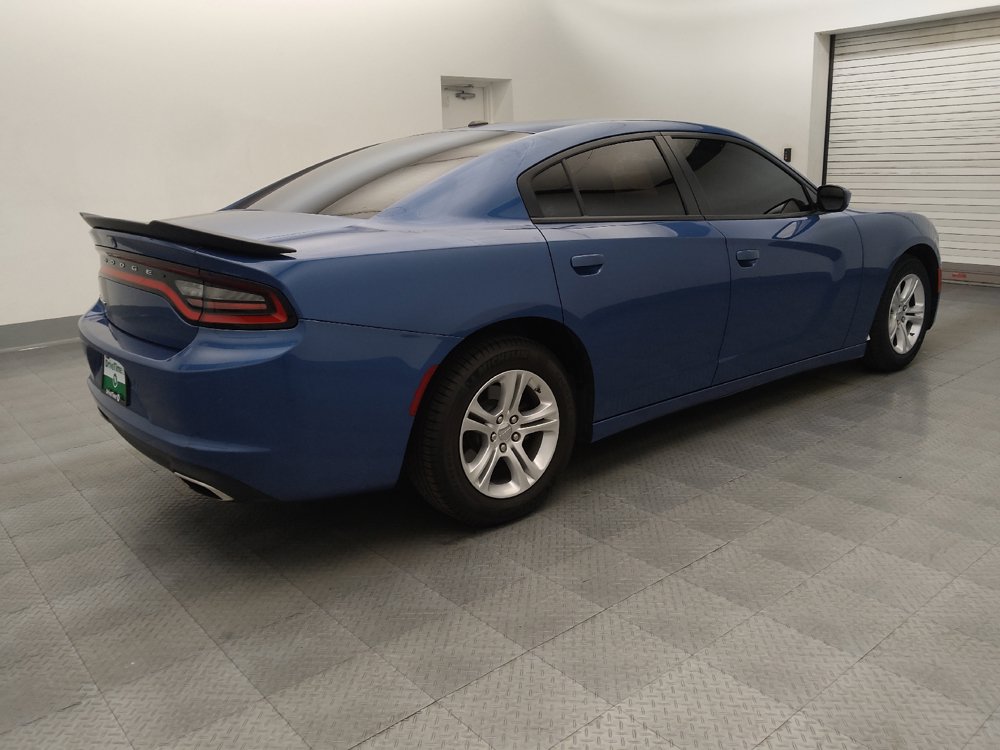 Used 2022 Dodge Charger SXT RWD image 10