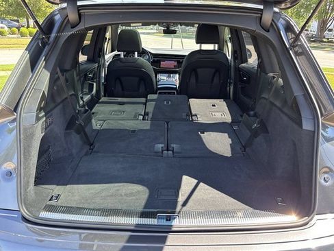 Used 2024 Audi Q7 3.0T Prestige AWD/4WD image 9