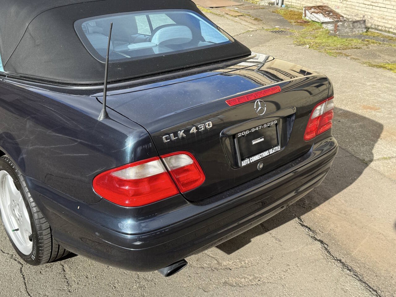 Used 2000 Mercedes-Benz CLK 430 Cabriolet image 21