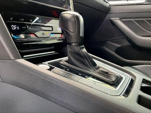 Used 2023 Volkswagen Arteon SEL w/ Arteon MDO Package AWD/4WD image 17