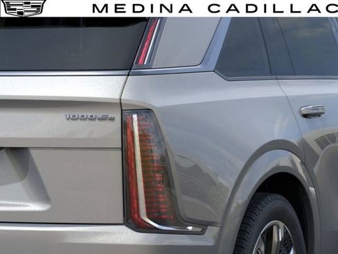 New 2025 Cadillac Escalade IQ Luxury 2 image 11