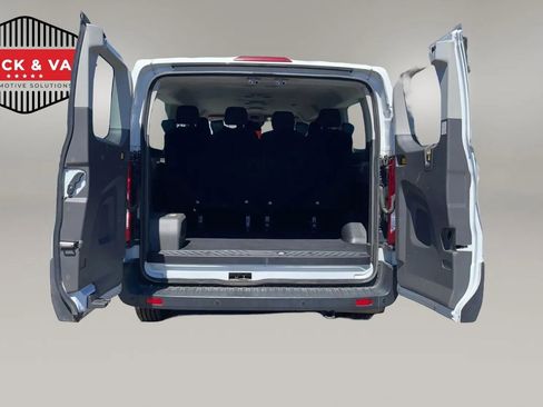 Used 2021 Ford Transit 350 XLT RWD image 41