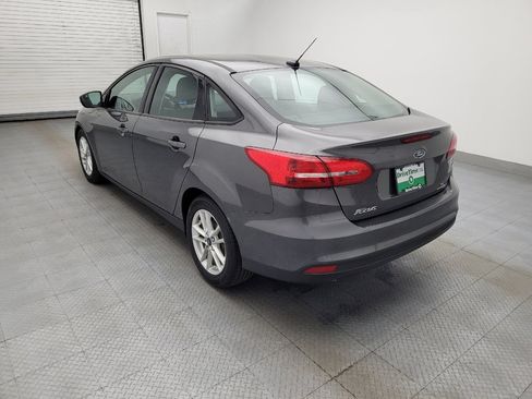 Used 2015 Ford Focus SE image 5