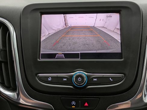 Used 2023 Chevrolet Equinox LT AWD/4WD image 9