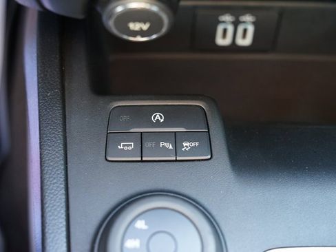 Certified 2019 Ford Ranger XLT w/ Equipment Group 302A Luxury image 17