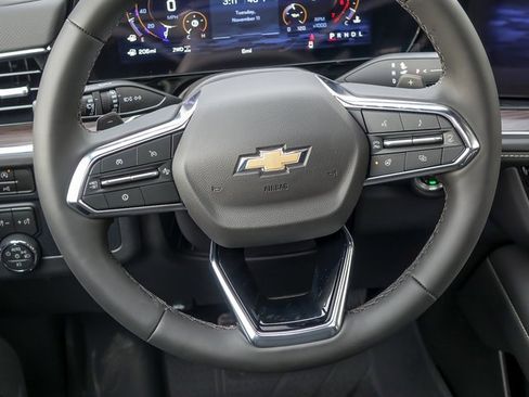 New 2026 Chevrolet Suburban Premier image 24