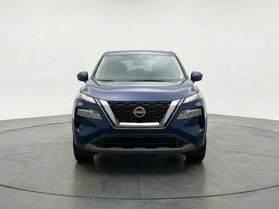 Used 2025 Nissan Rogue SV