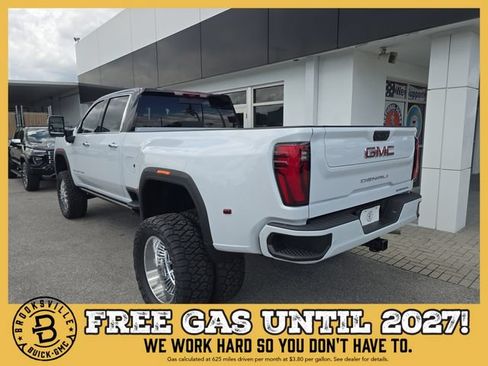 New 2026 GMC Sierra 3500 Denali w/ Denali Reserve Package AWD/4WD image 5
