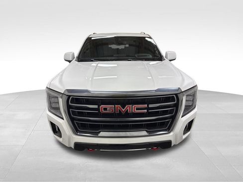 Used 2023 GMC Yukon XL AT4 w/ AT4 Premium Package AWD/4WD image 2
