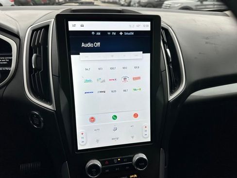 Certified 2021 Ford Edge SE image 16