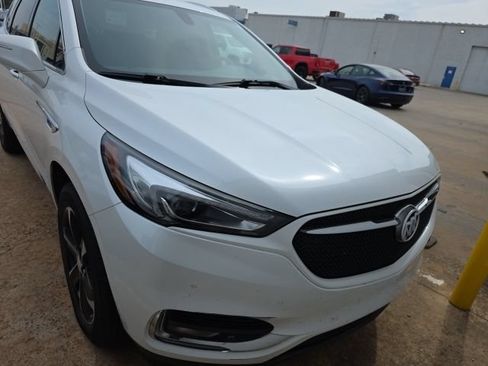 Used 2021 Buick Enclave Essence w/ Sport Touring Edition FWD image 8