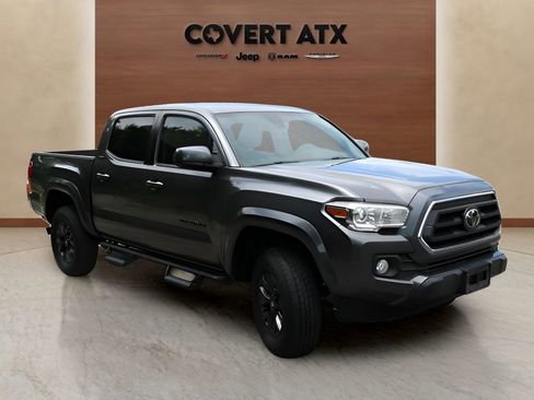 Used 2021 Toyota Tacoma SR5 RWD image 6