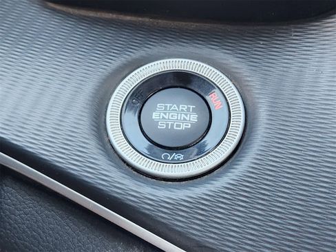 Used 2023 Jeep Grand Cherokee Altitude image 21