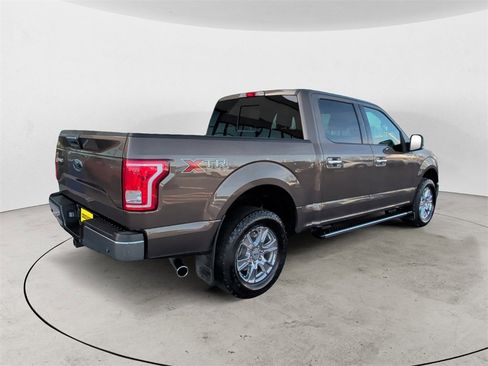 Used 2017 Ford F150 XLT w/ Equipment Group 302A Luxury image 5