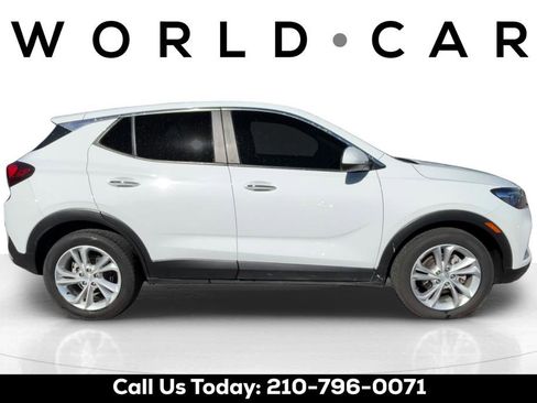 Used 2020 Buick Encore GX Preferred w/ Cold Weather Comfort Package FWD image 2