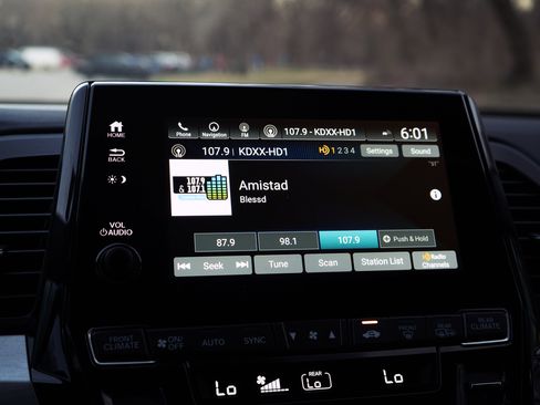 Used 2023 Honda Odyssey Touring image 30