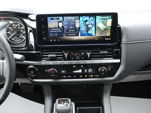 New 2026 Nissan Pathfinder SV image 20