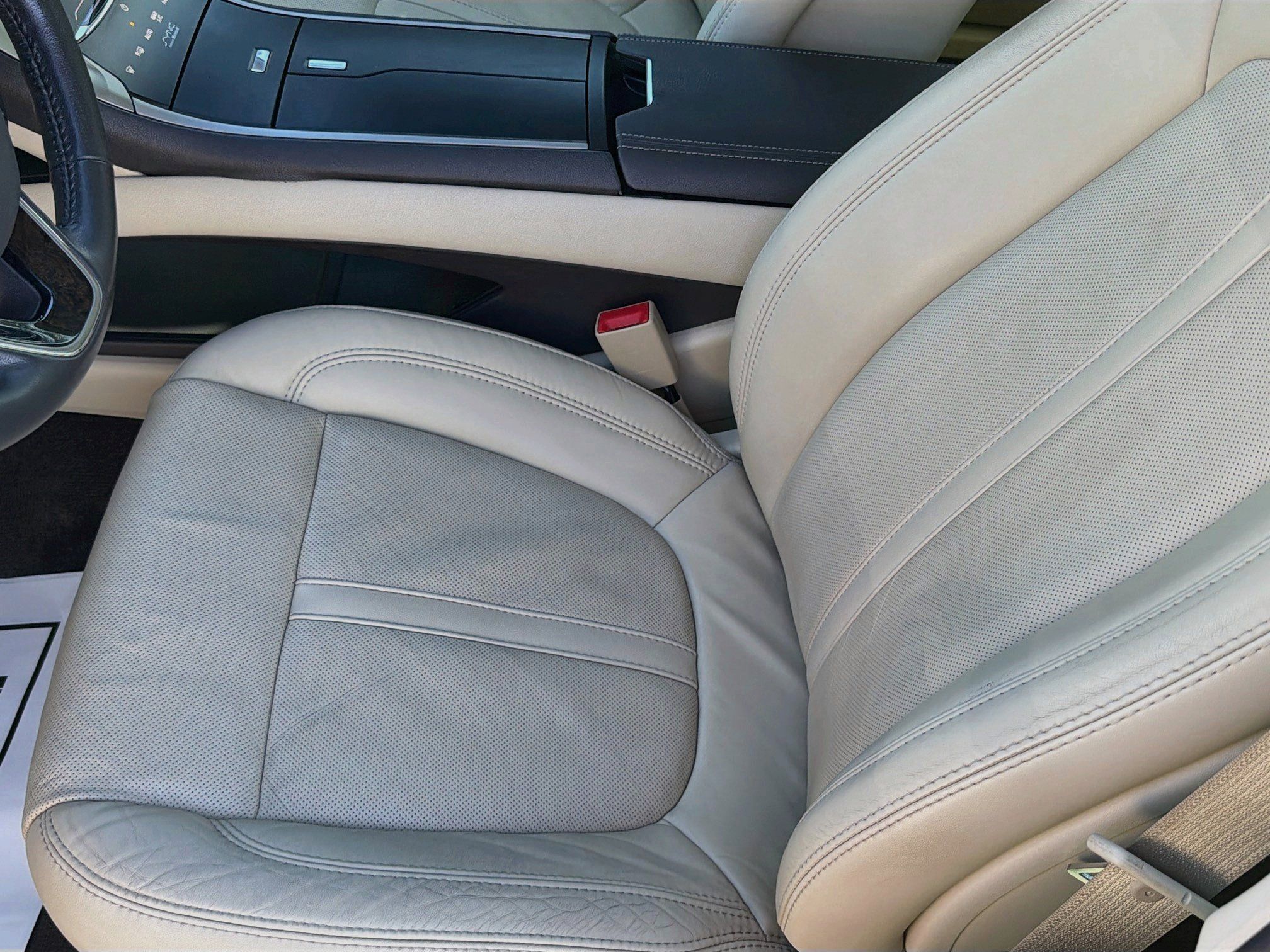 Used 2013 Lincoln MKZ FWD image 19