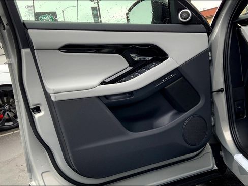 New 2026 Land Rover Range Rover Evoque S image 11