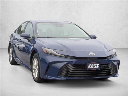 Used 2025 Toyota Camry LE w/ Convenience Package AWD/4WD image 3