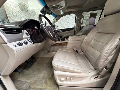 Used 2016 GMC Yukon Denali w/ Open Road Package AWD/4WD image 27
