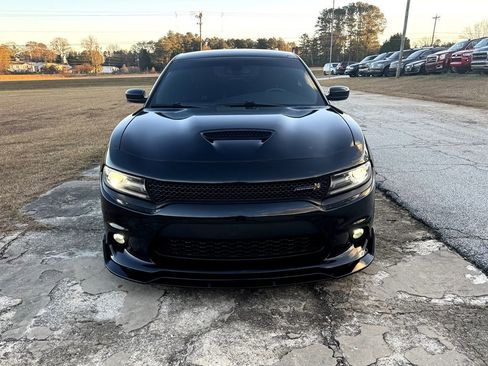 Used 2017 Dodge Charger R/T Scat Pack w/ Beats Audio Group image 2