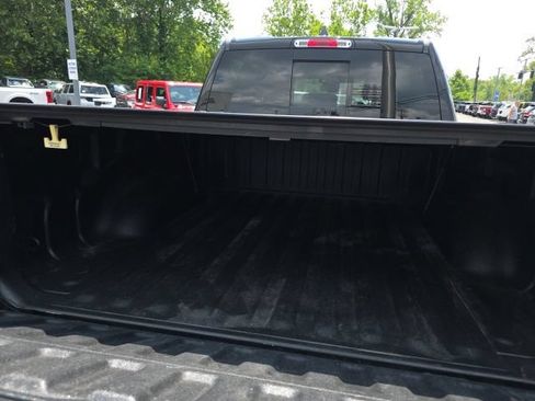 Used 2021 RAM 1500 Laramie AWD/4WD image 35