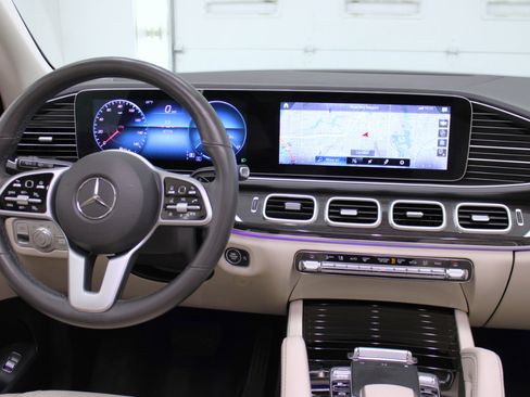 Used 2020 Mercedes-Benz GLE 350 w/ Premium Package image 52