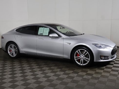 Used 2015 Tesla Model S P85D image 13