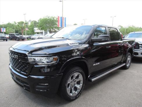 New 2026 RAM 1500 Big Horn AWD/4WD image 3
