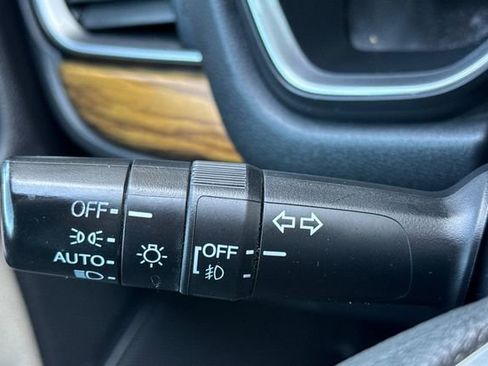 Used 2018 Honda CR-V EX image 37