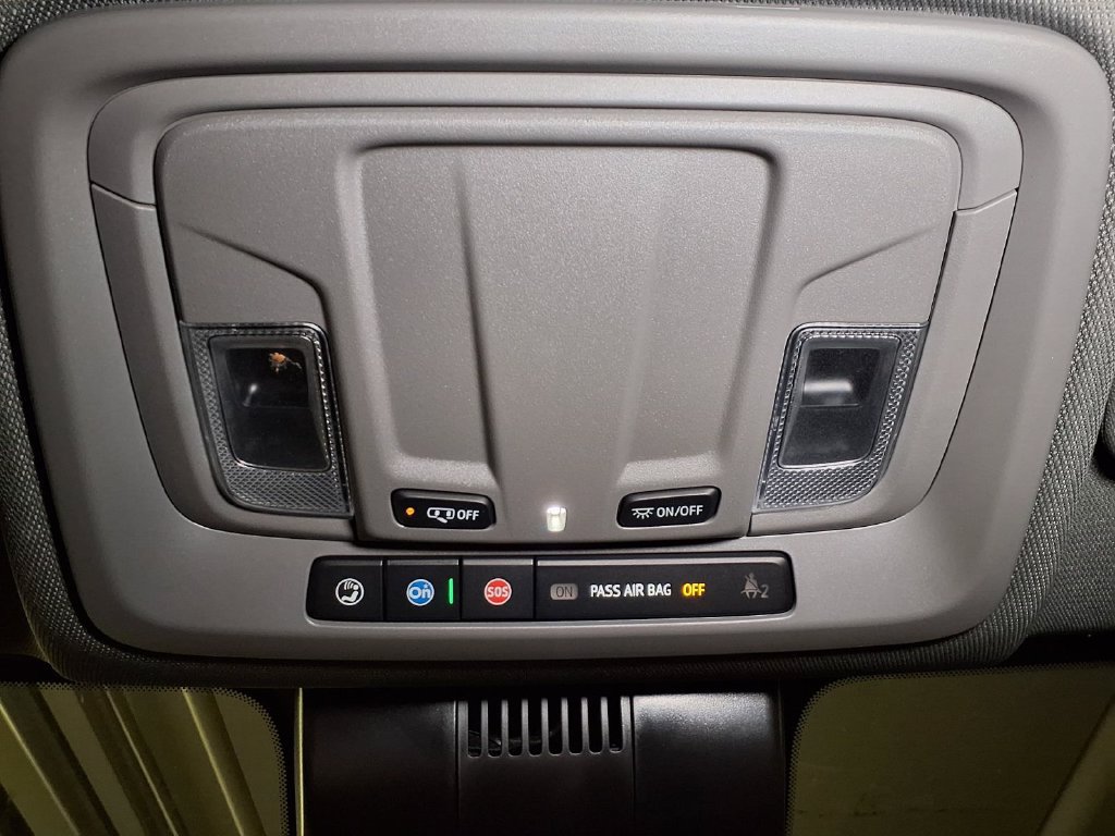 Used 2024 GMC Sierra 1500 Elevation RWD image 11