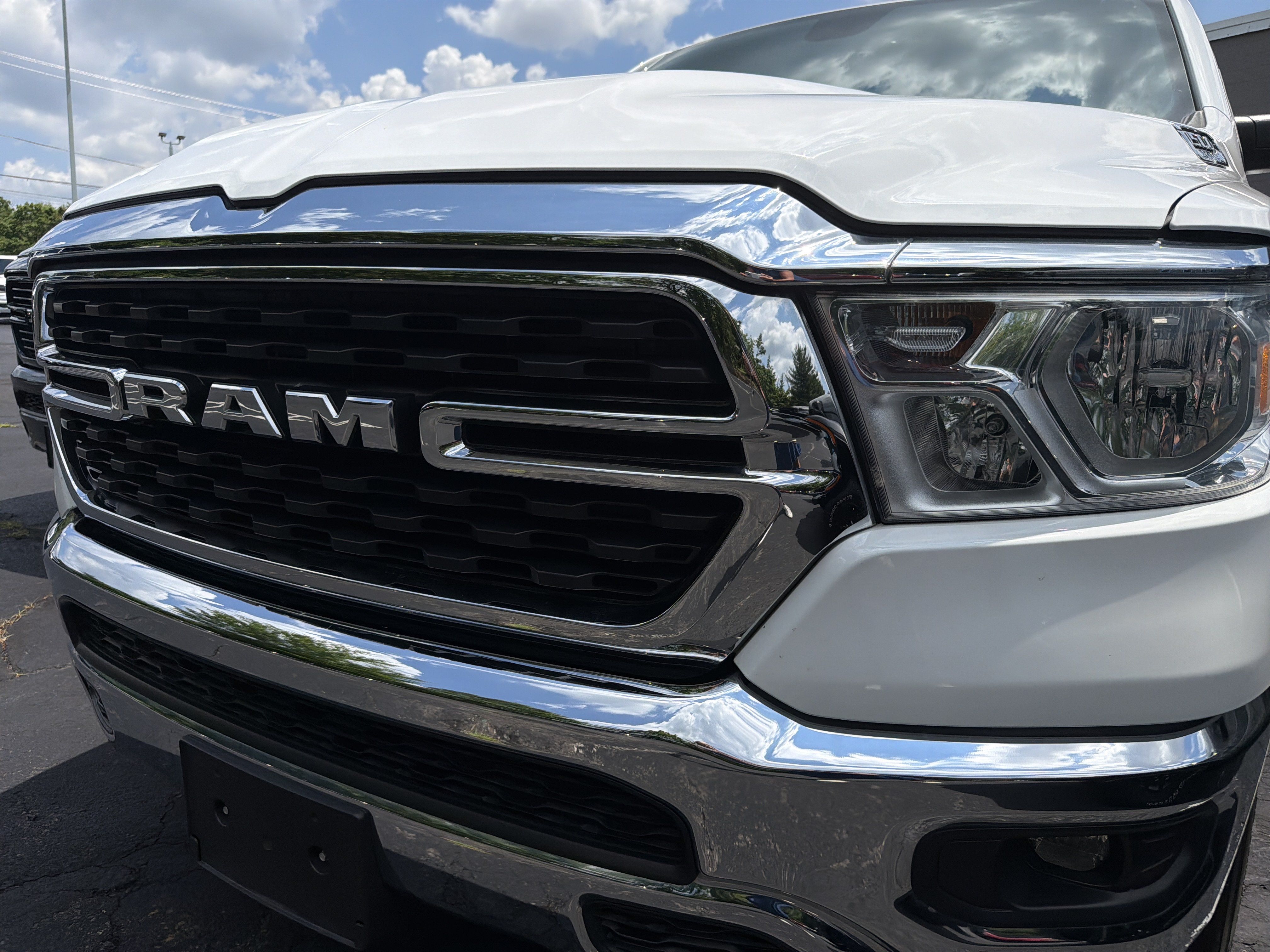 Certified 2022 RAM 1500 Big Horn AWD/4WD image 4