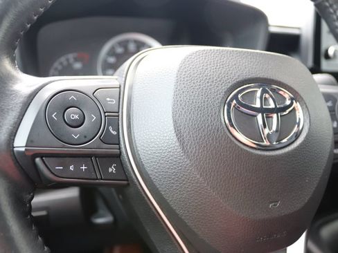 Used 2022 Toyota Corolla SE FWD image 21