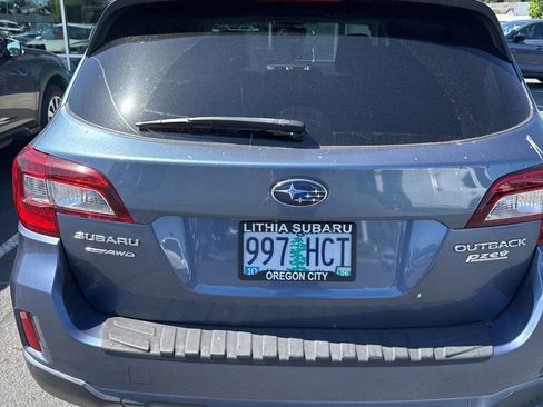 Used 2015 Subaru Outback 2.5i Limited AWD/4WD image 5