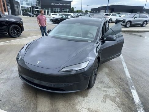 Used 2025 Tesla Model 3 Long Range AWD/4WD image 1