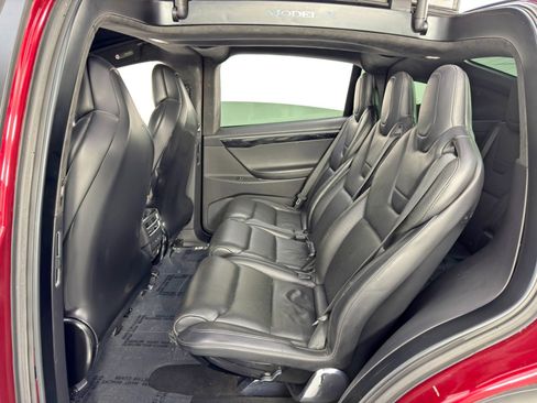 Used 2016 Tesla Model X P90D image 39