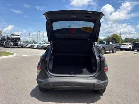 Used 2025 Hyundai Kona SEL FWD image 13